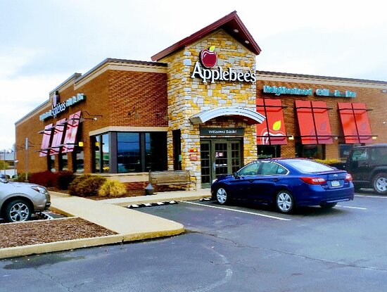 applebees grill + bar