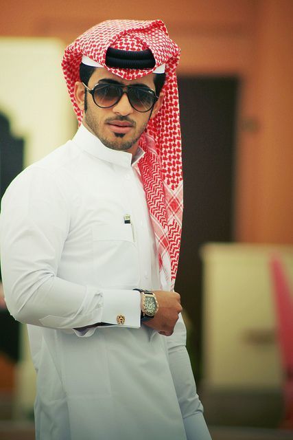 arabic men outfit