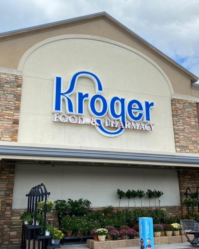 are kroger stores open today