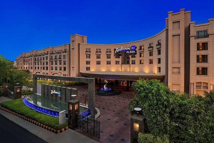 radisson blu plaza delhi airport reviews