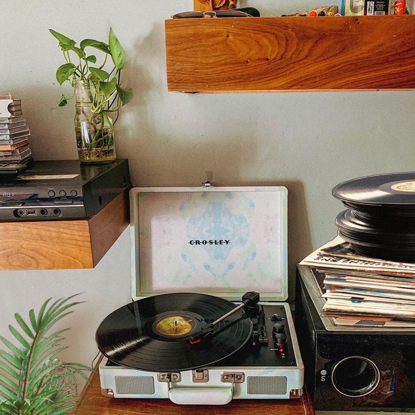 crosley record player review