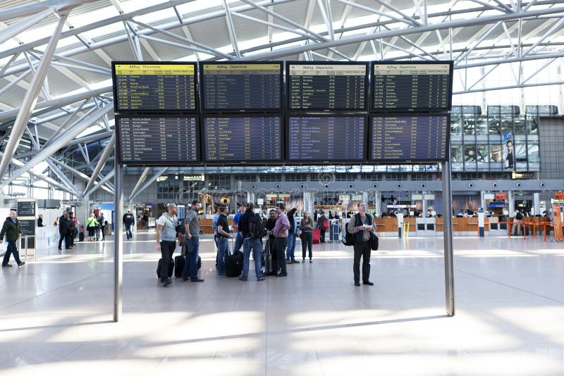 hamburg airport departures