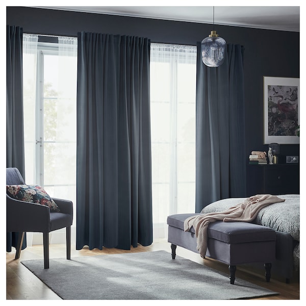 bedroom darkening curtains