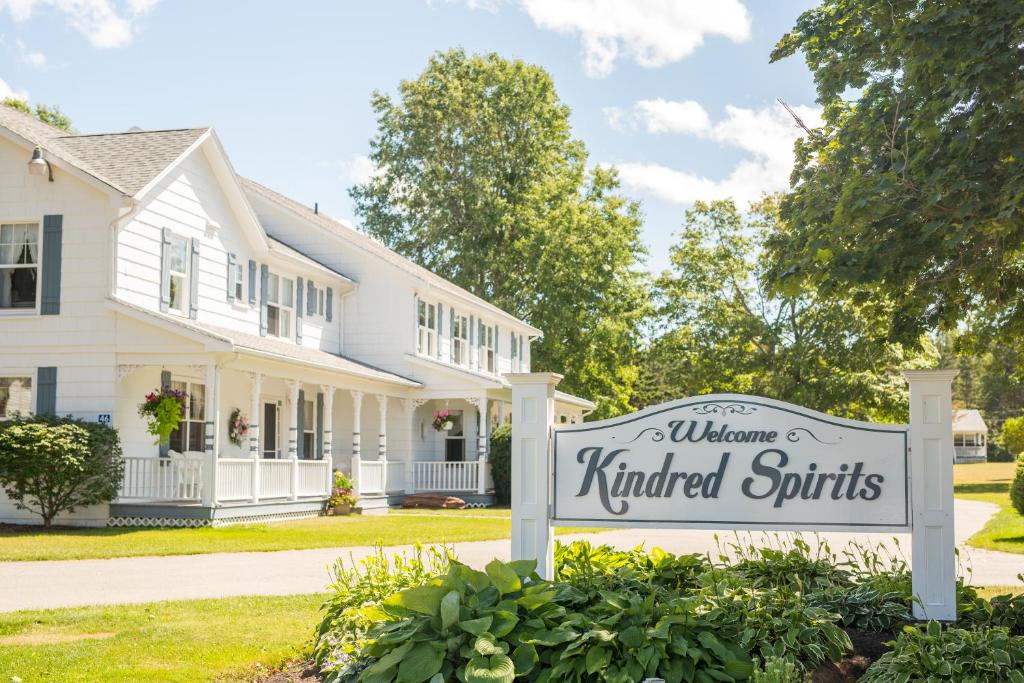 kindred spirits inn and cottages