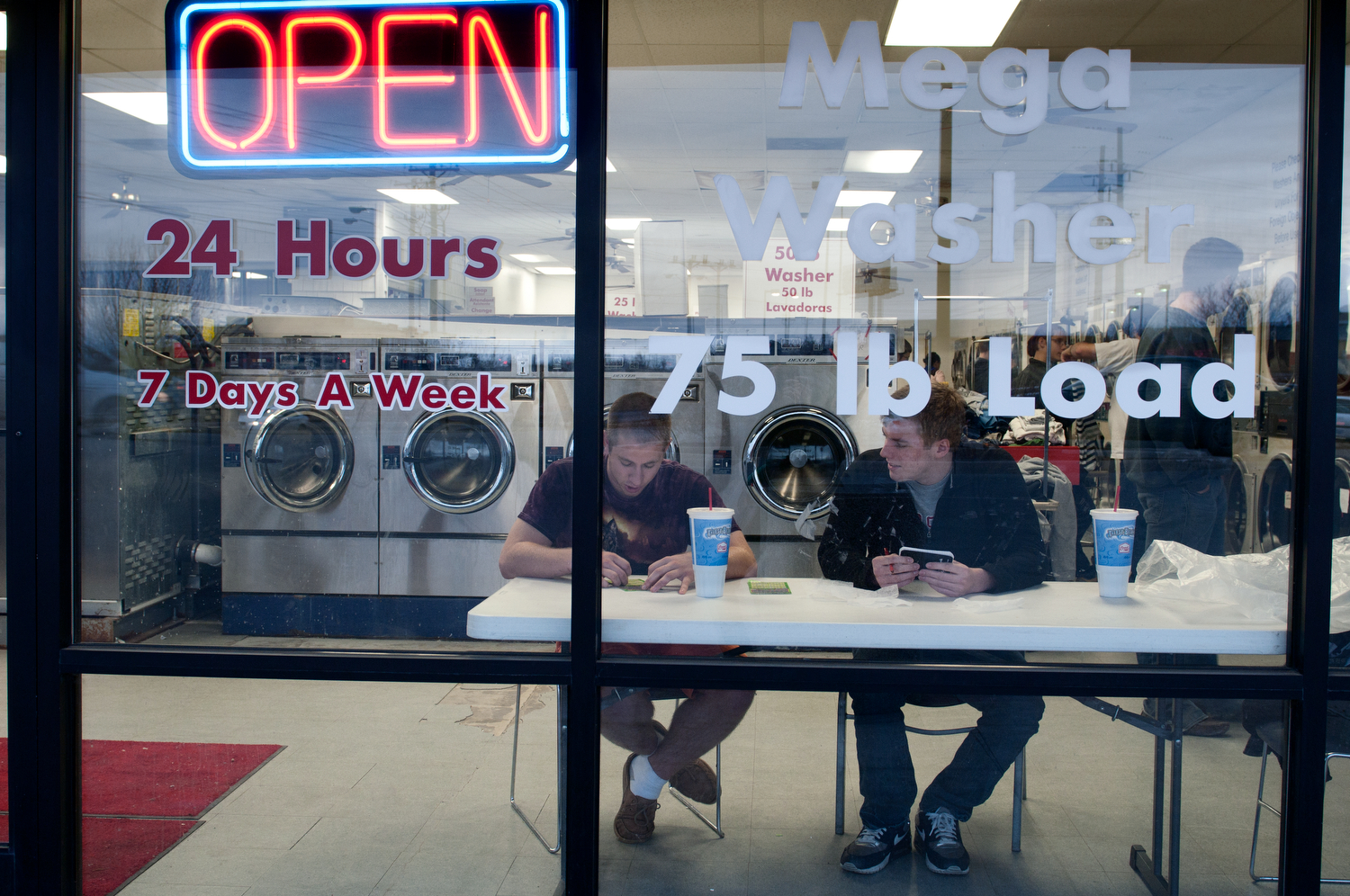 laundromat near me 24 hours