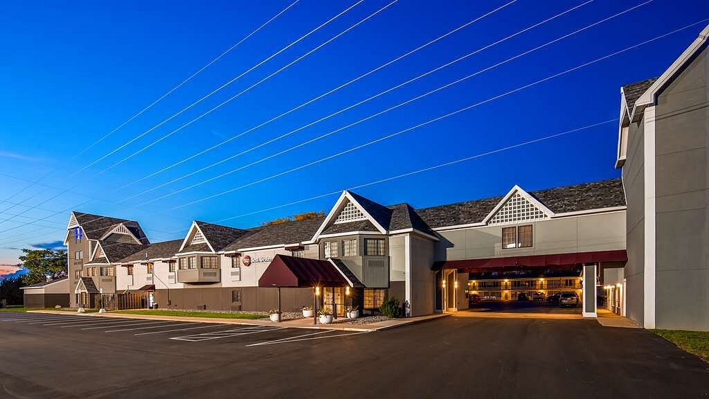 birch run hotels