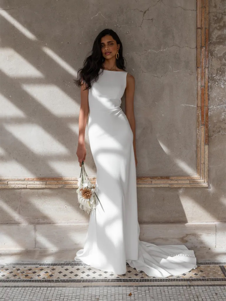 boat neckline wedding dress