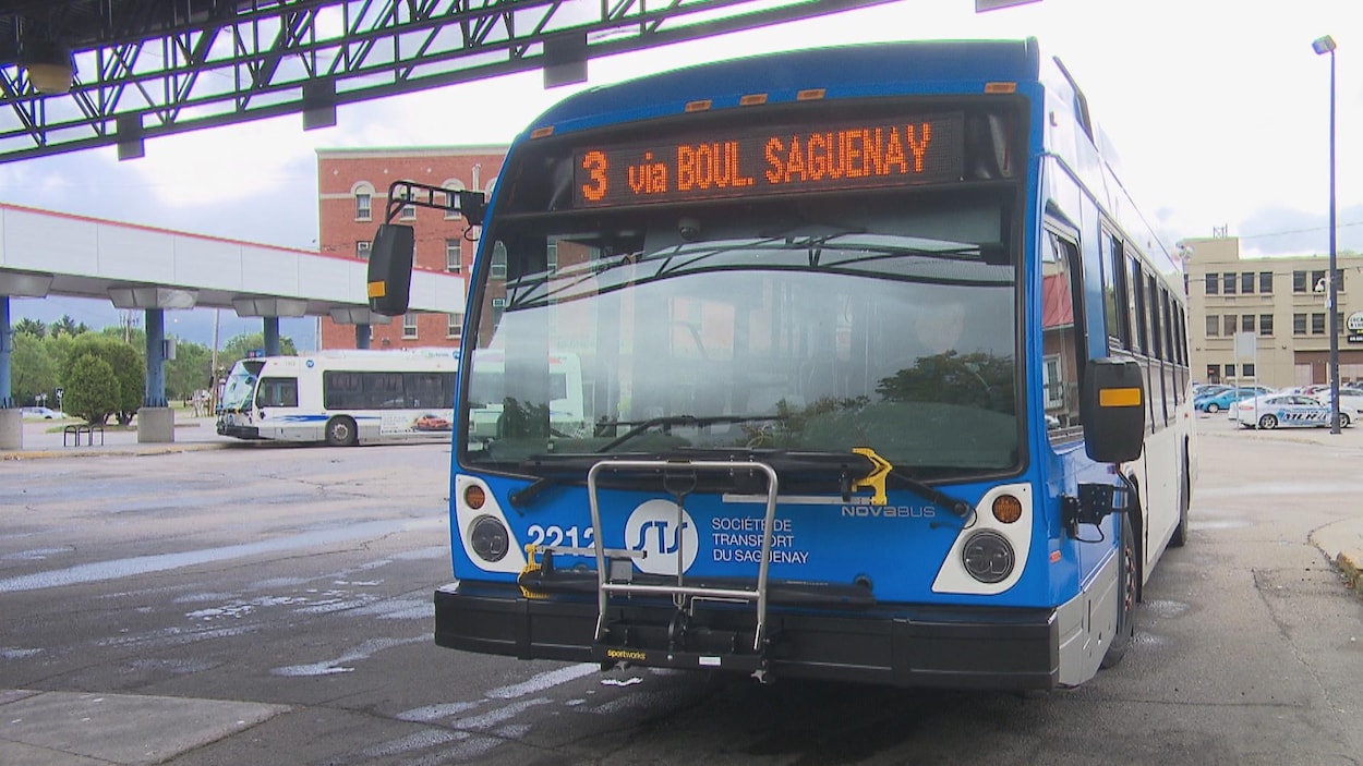 bus montreal saguenay