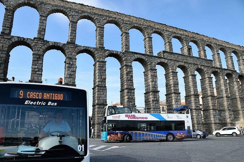 bus station segovia