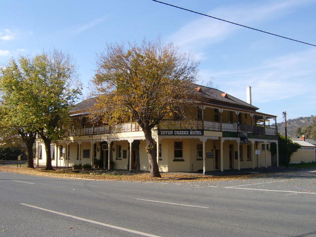 hotels in euroa victoria