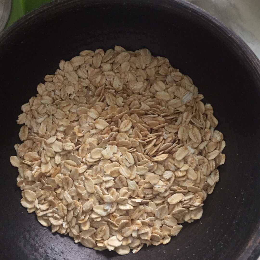 calories oats 100g