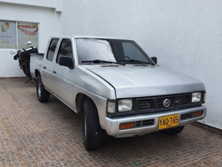 camioneta nissan doble cabina