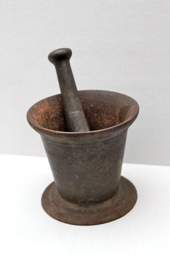 cast iron mortar and pestle vintage