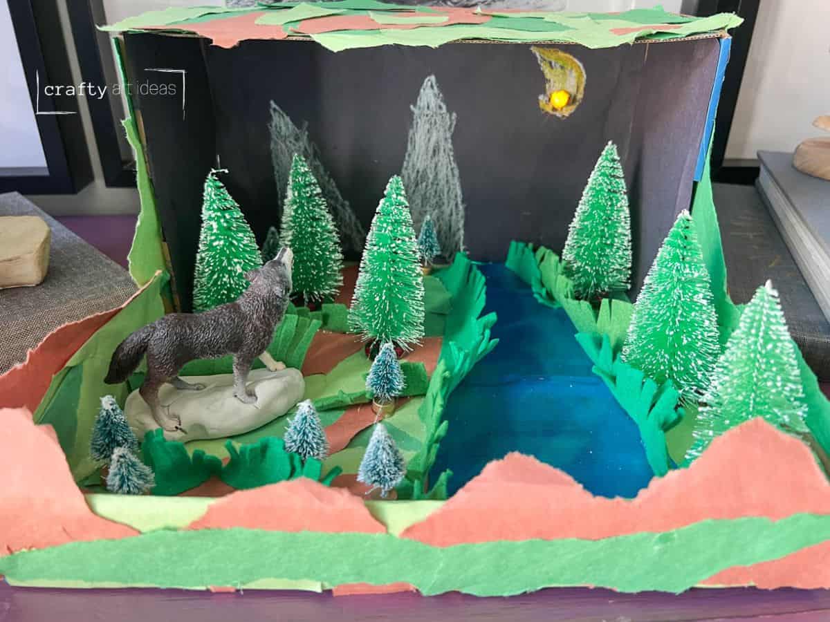 shoebox animal diorama