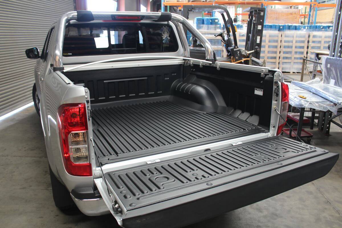 bedliner nissan navara d40