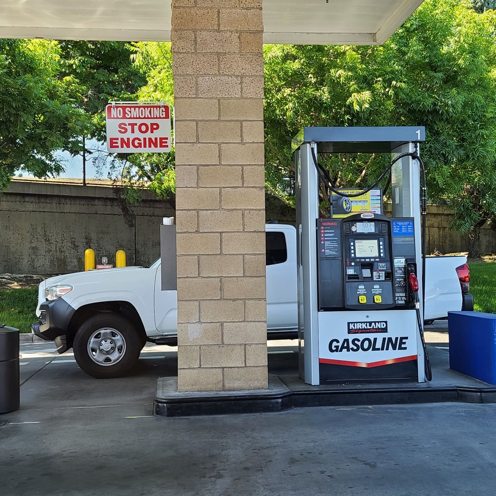 cheap gas in pomona