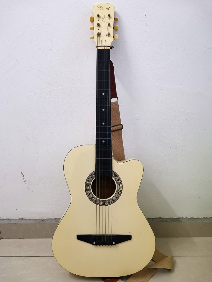 chord brand guitar