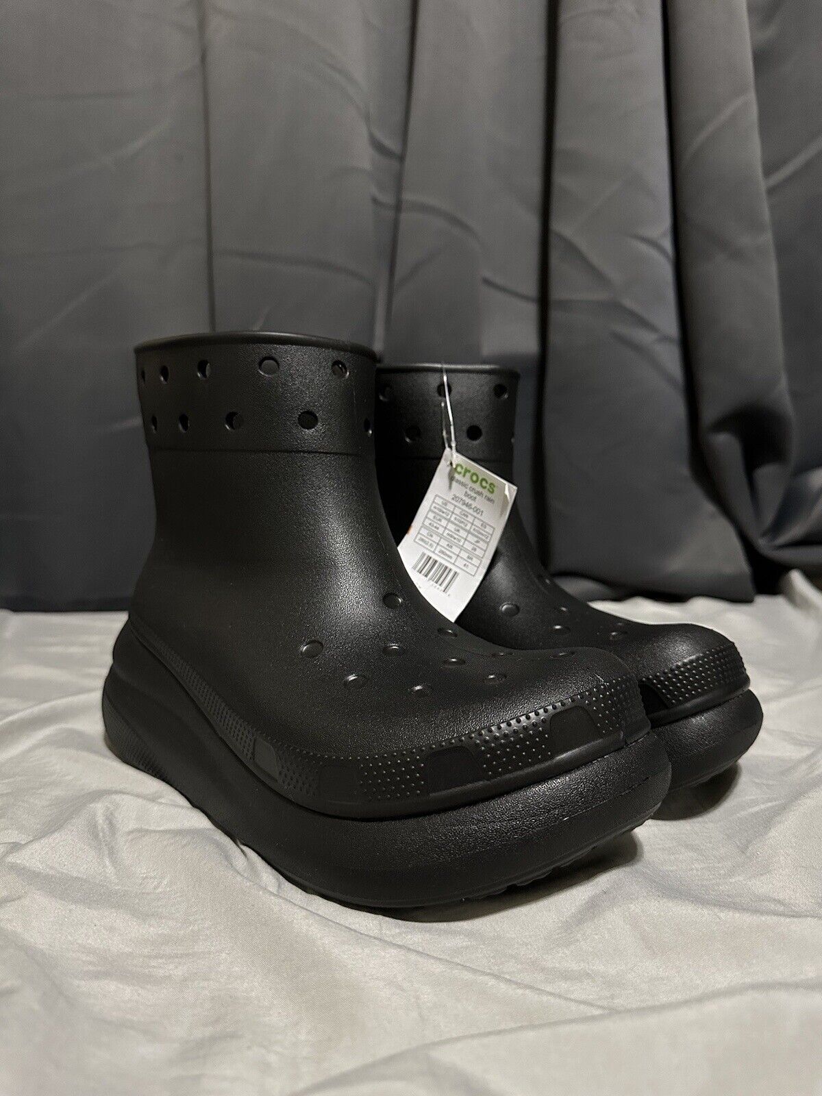 crocs classic rain boot