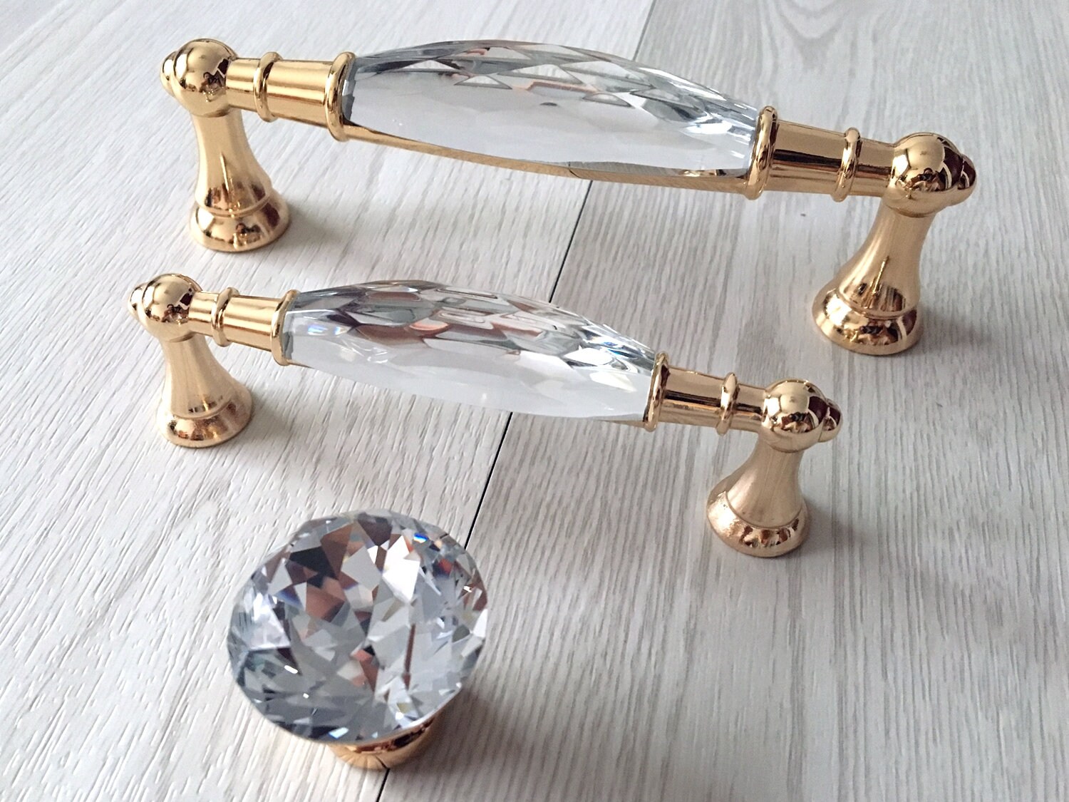 crystal drawer pull