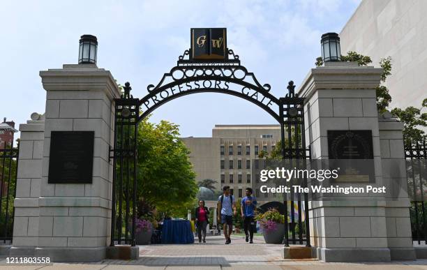 george washington university number of students