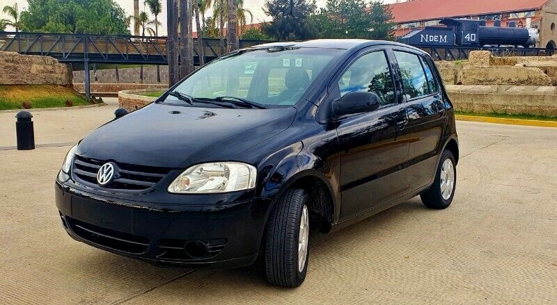 lupo 2005 precio usado