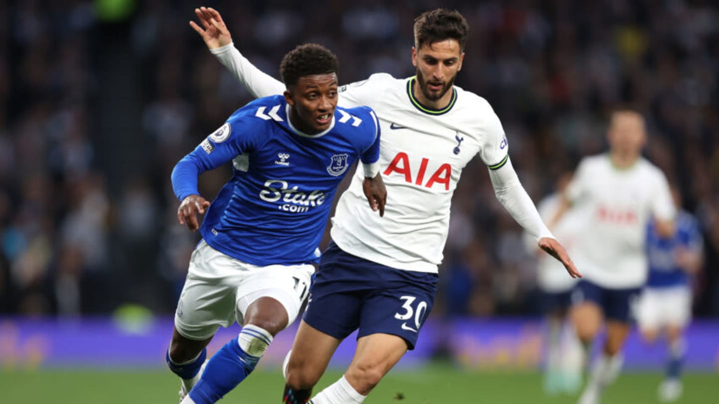 tottenham hotspur f.c. under-21 vs leeds united f.c. under-21 lineups