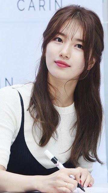 bae suzy with bangs