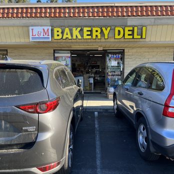 l & m bakery & deli