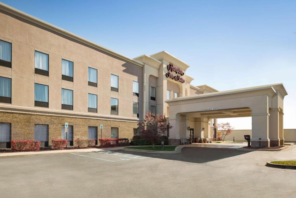 hampton inn detroit sterling heights