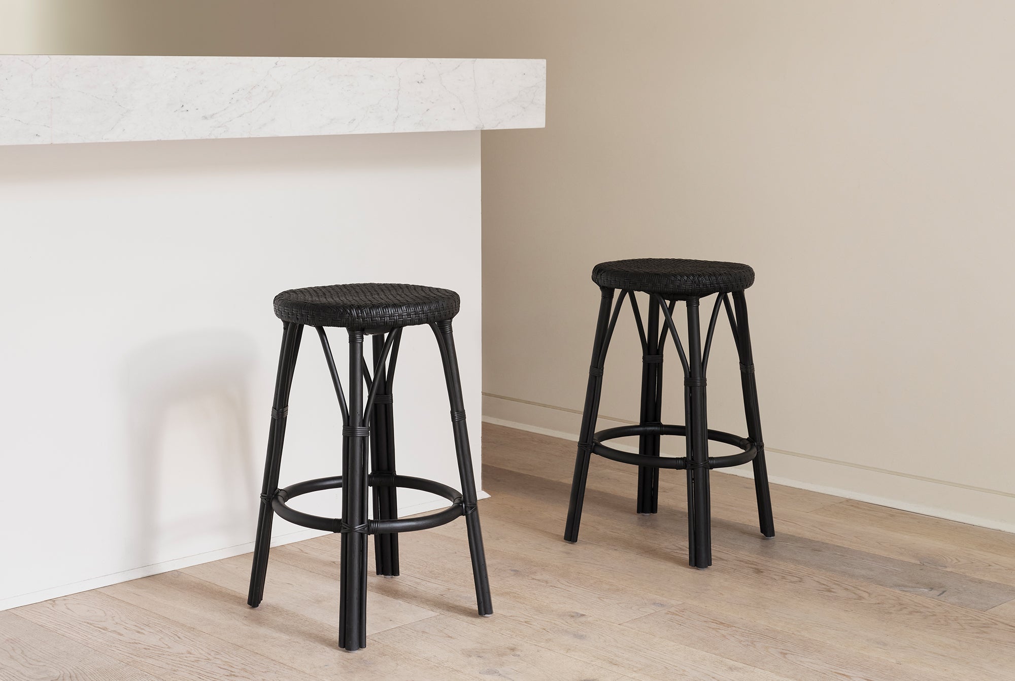 mcm house bar stools