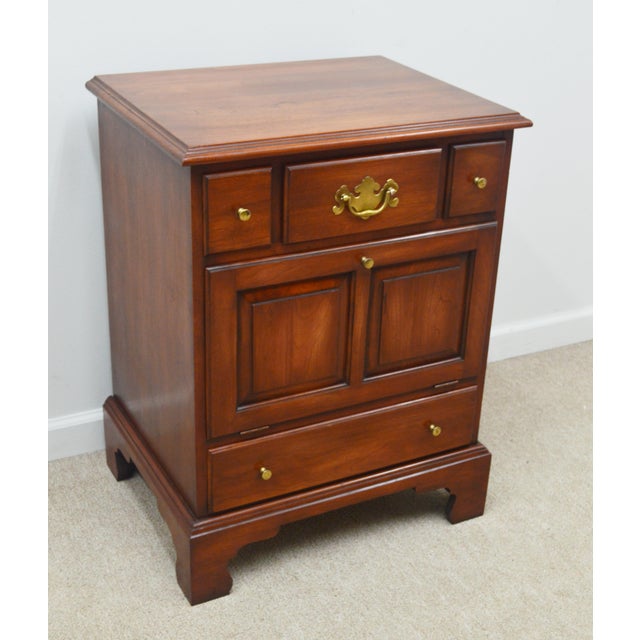 henkel harris nightstand