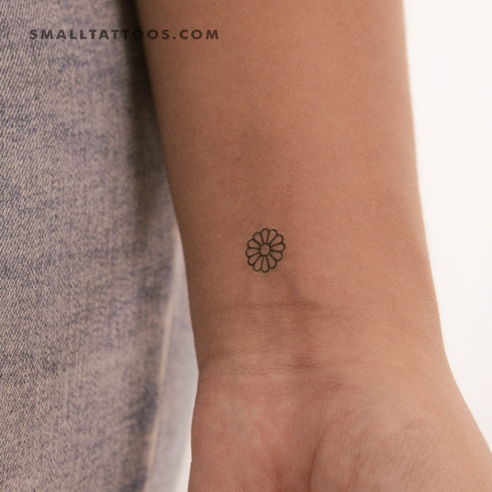 daisy tattoo small