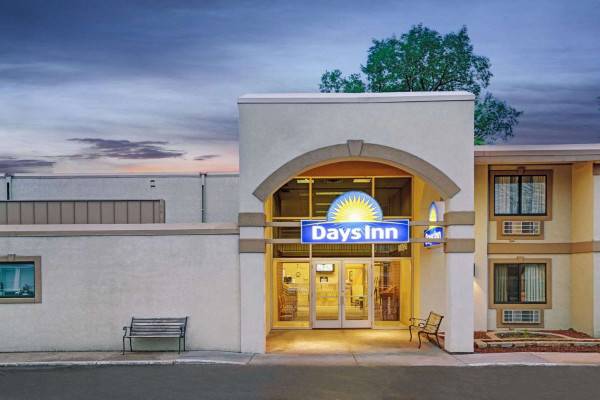 days inn bloomington mn