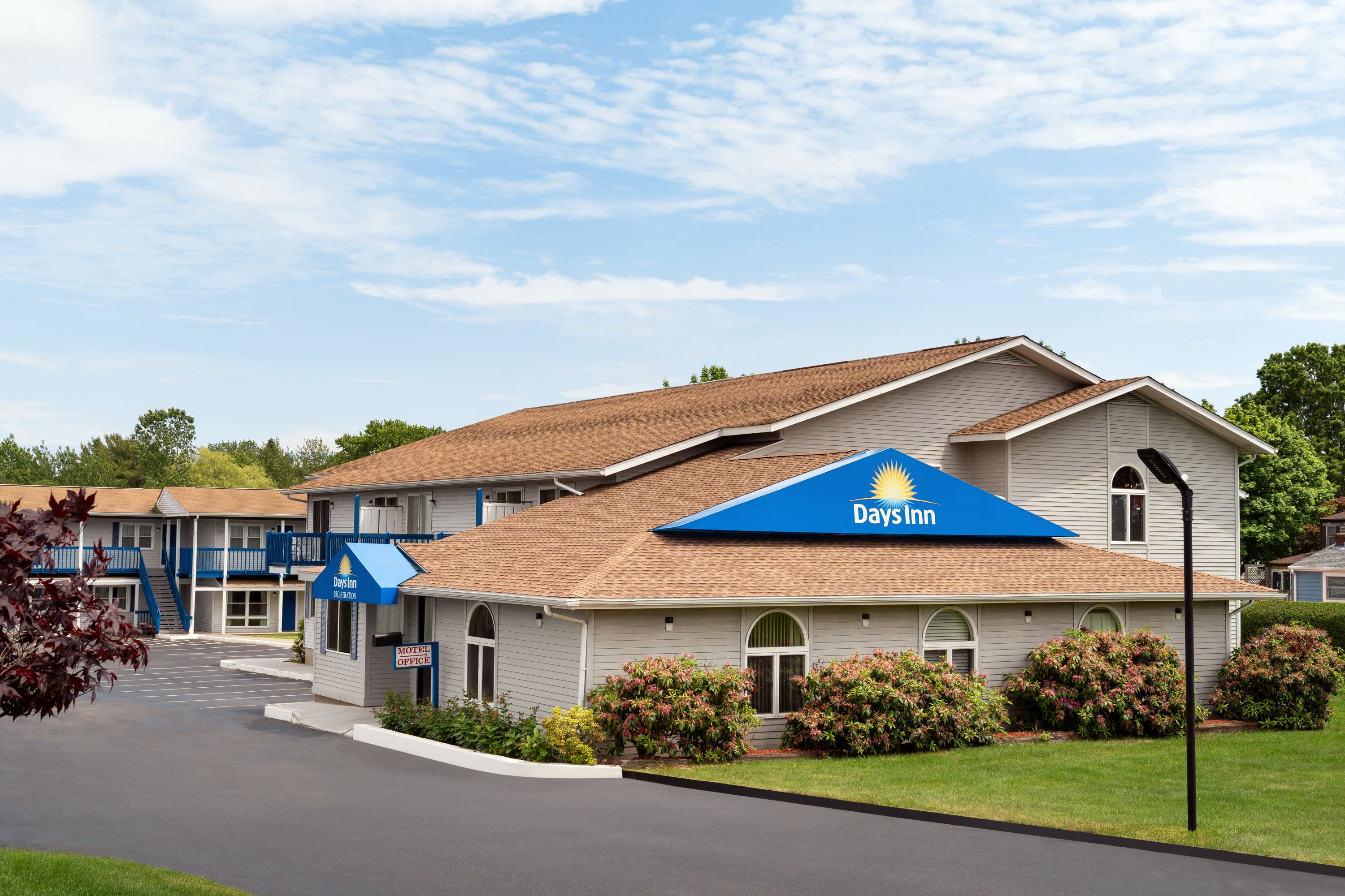 days inn near me