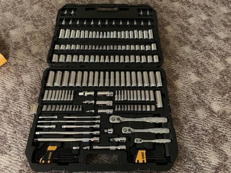 dewalt 192 piece mechanic set