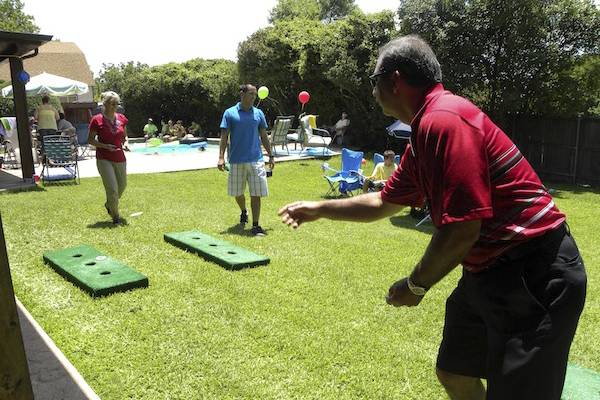 distance between washer toss boxes