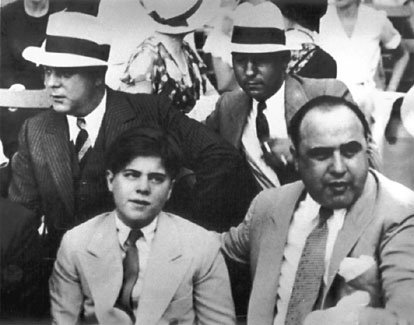 does al capone have any living relatives