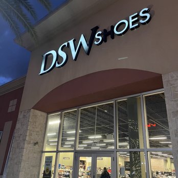 dsw pembroke pines