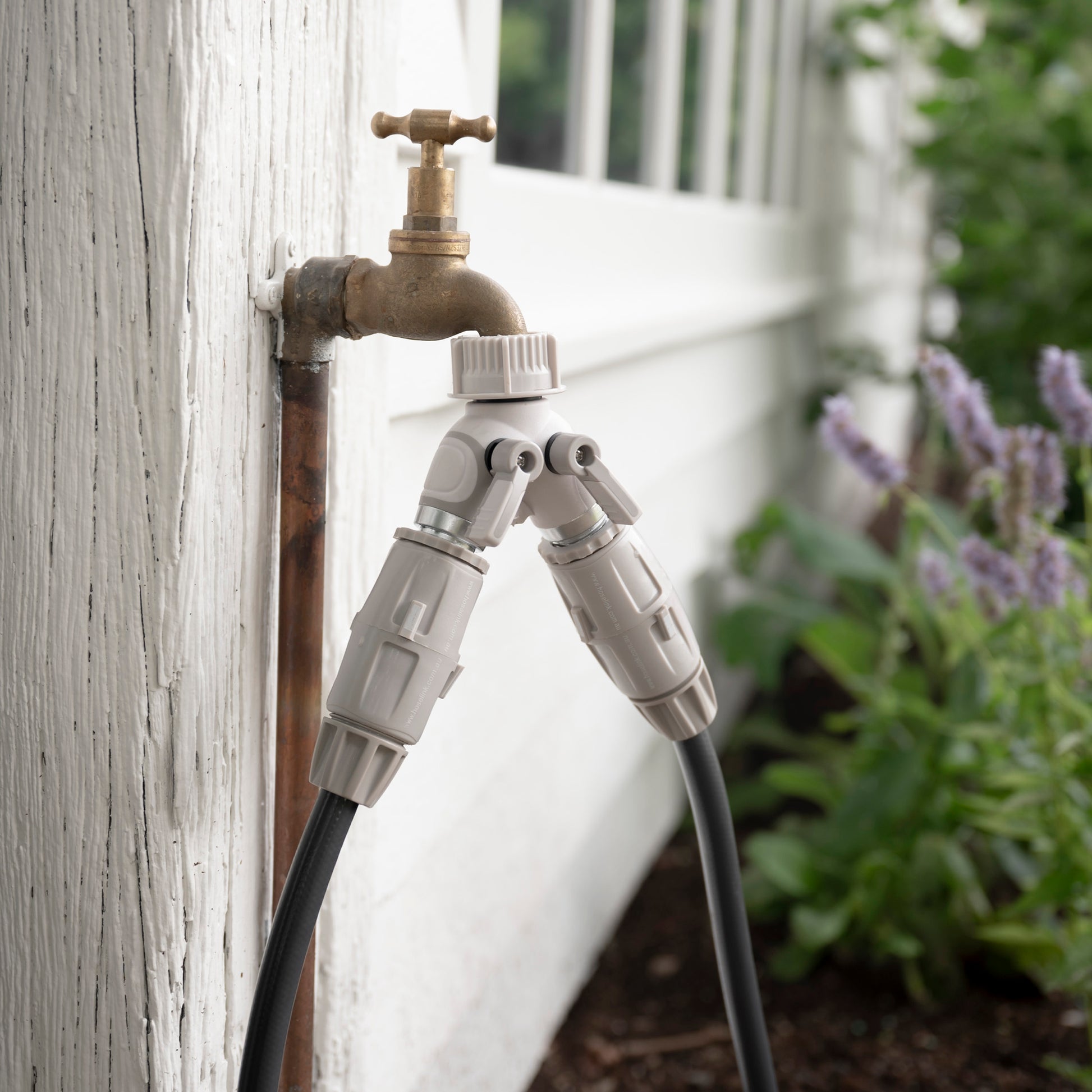 dual faucet adapter