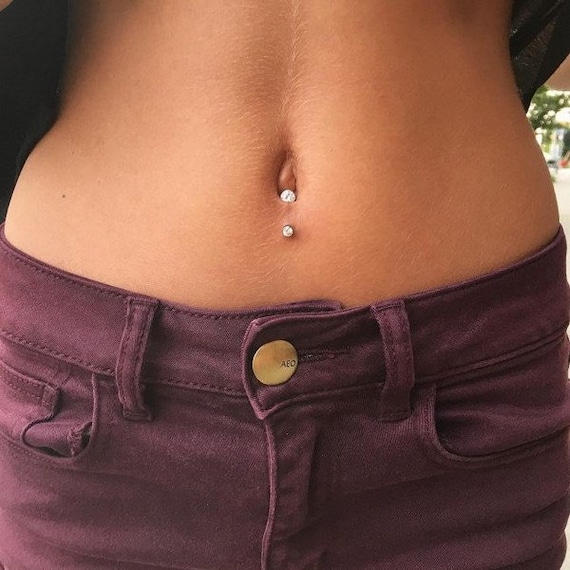 barbell navel piercing