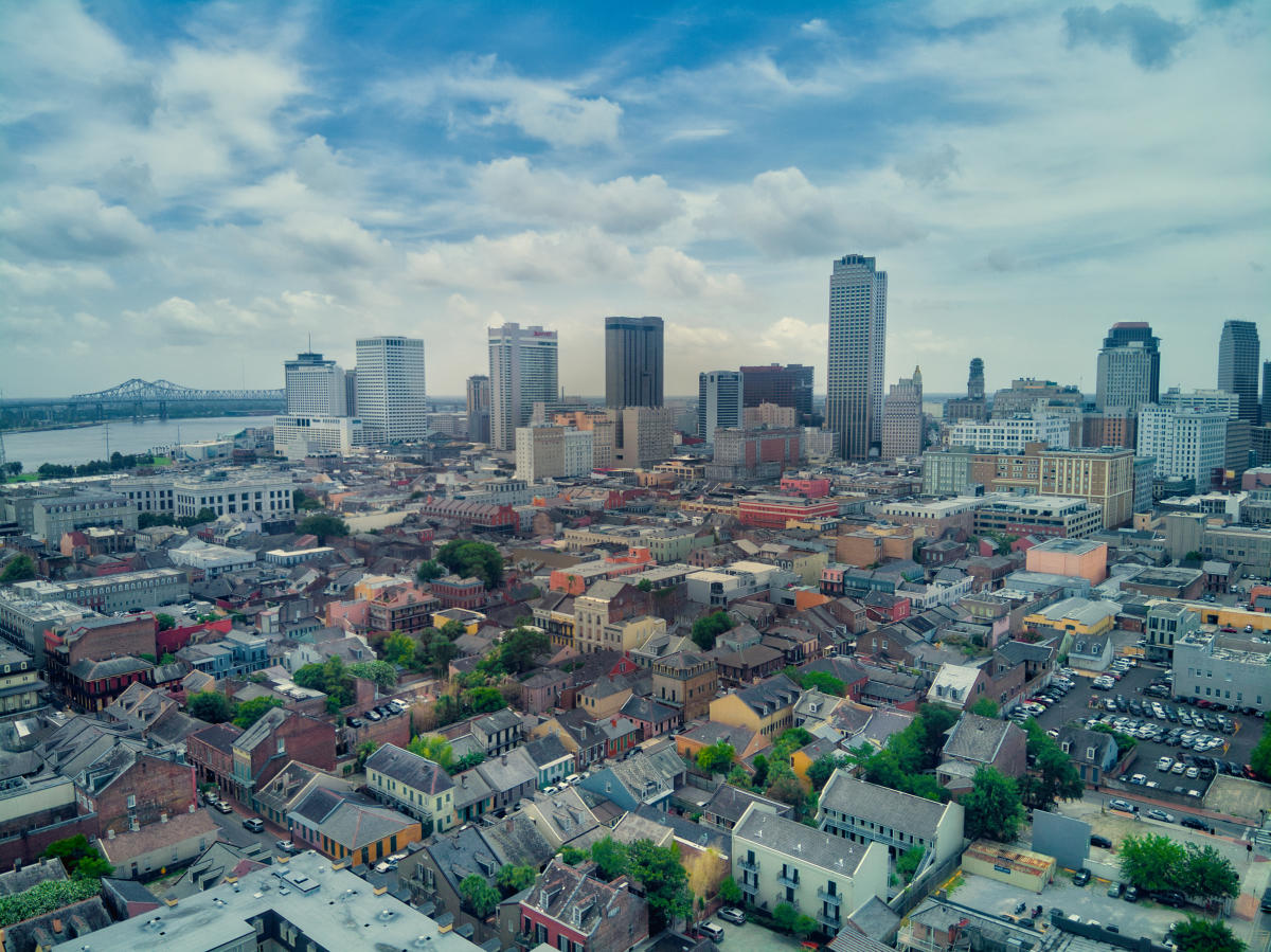 new orleans la flights