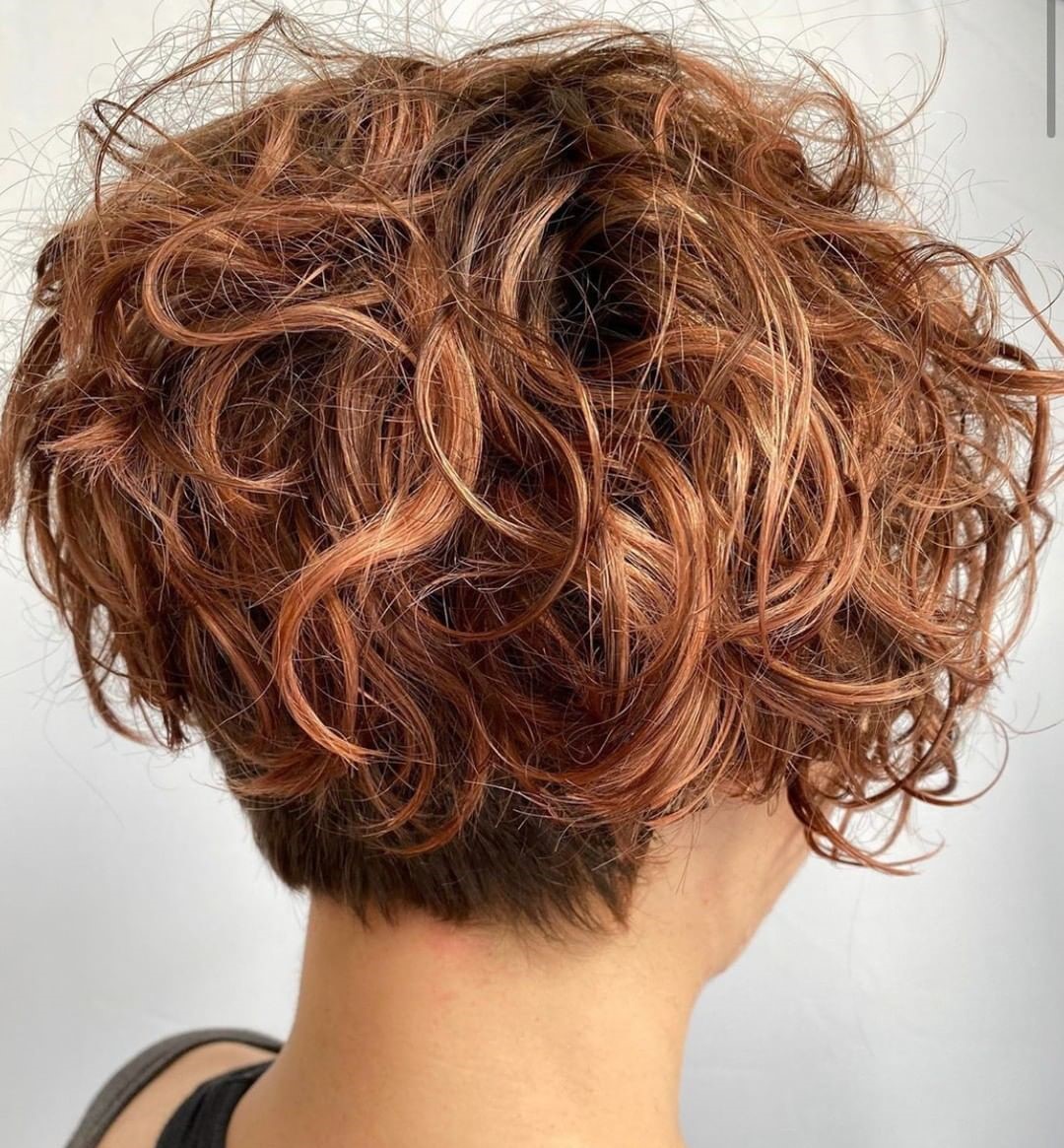 short curly hairstyles pixie