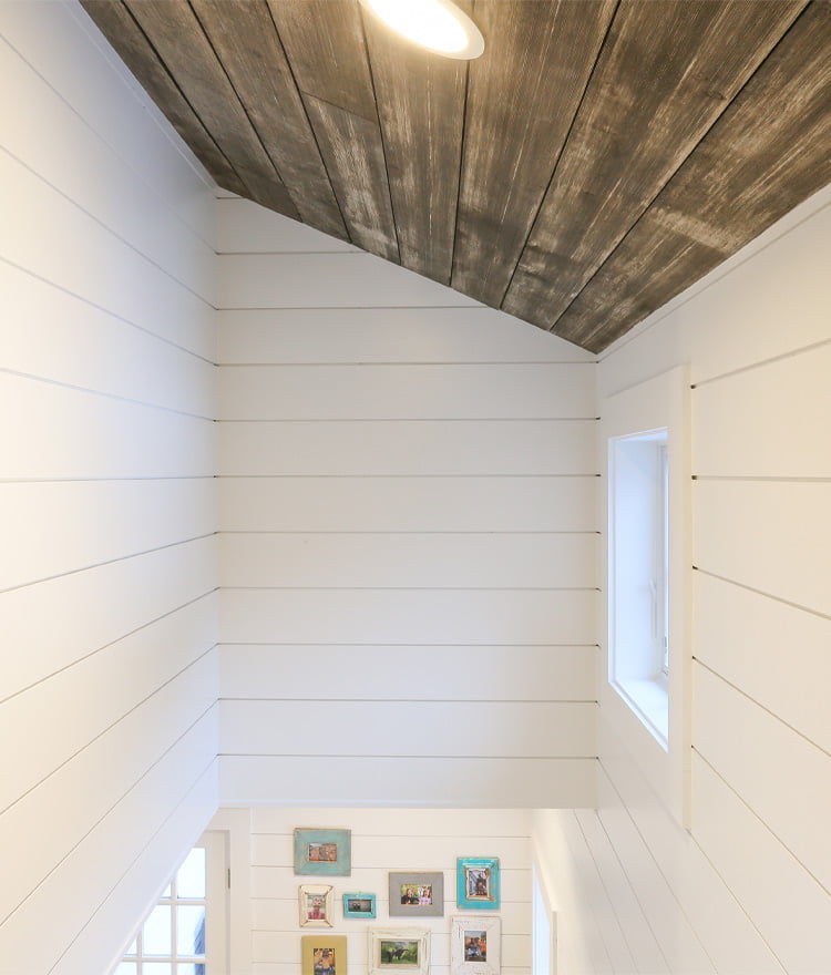 shiplap wall paneling