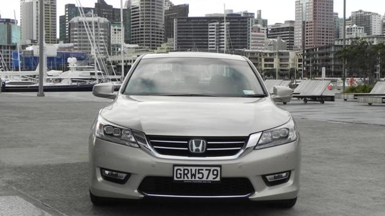 honda accord 2013 euro