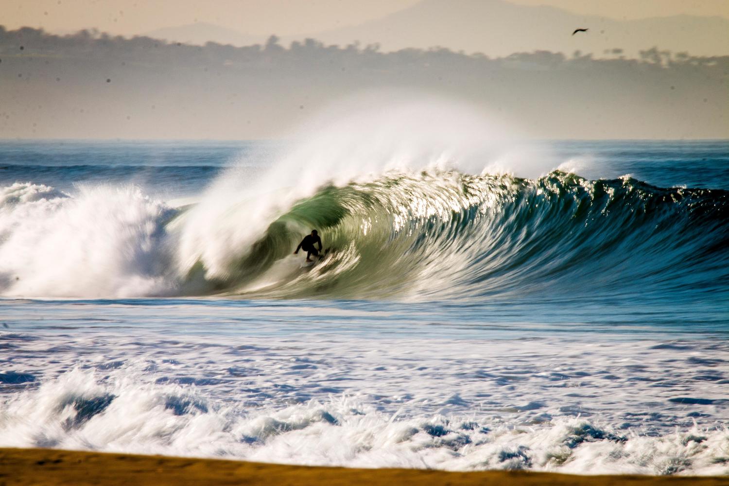 manhattan beach waves today