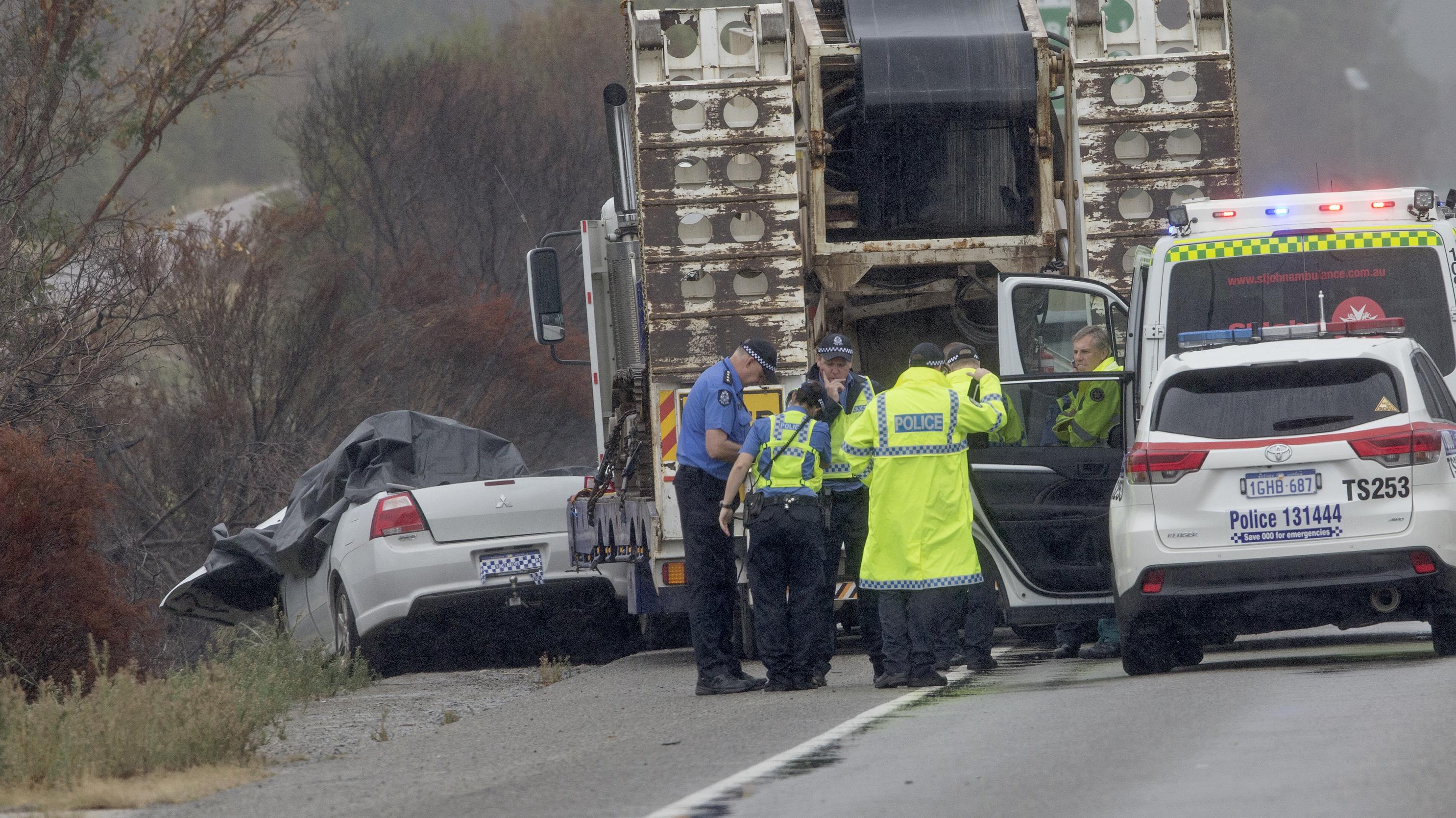 tonkin hwy crash today