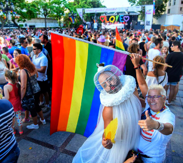 fiestas gay torremolinos