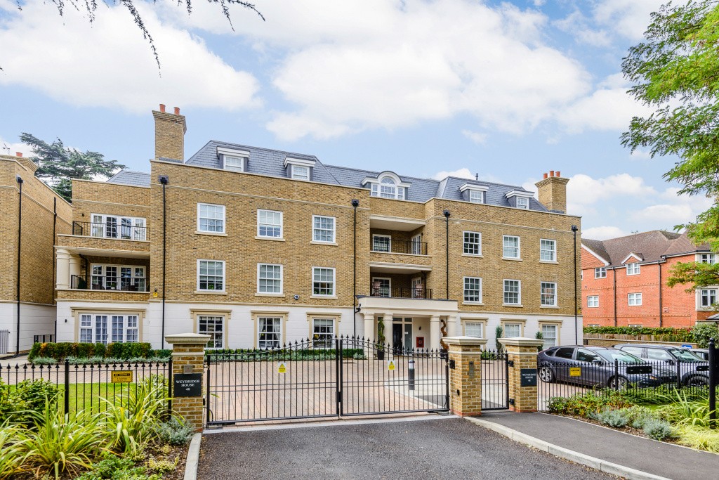 flats for sale in walton on thames