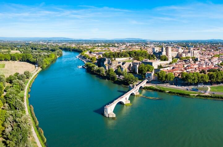 flights from avignon