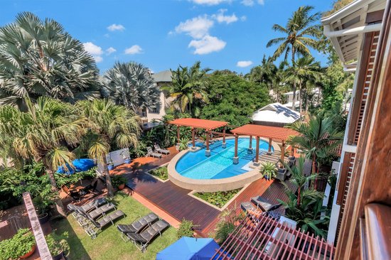 freestyle resort port douglas reviews